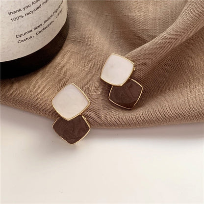 Autumn Winter New Brown Earrings Vintage Matte drop Earrings for women Metal Fashion Statement Dangle Earring 2026 Trend Jewelry